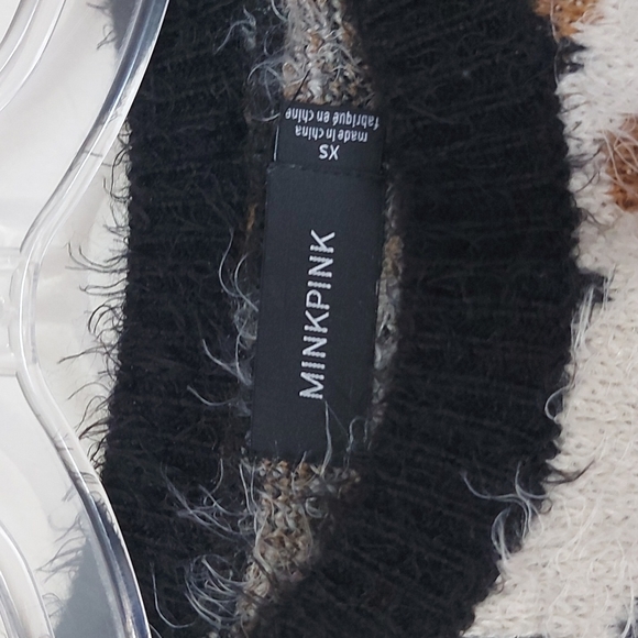 Minkpink Soft Comfy Fuzzy Leopard Print Long Sleeve Sweater - Picture 2 of 4